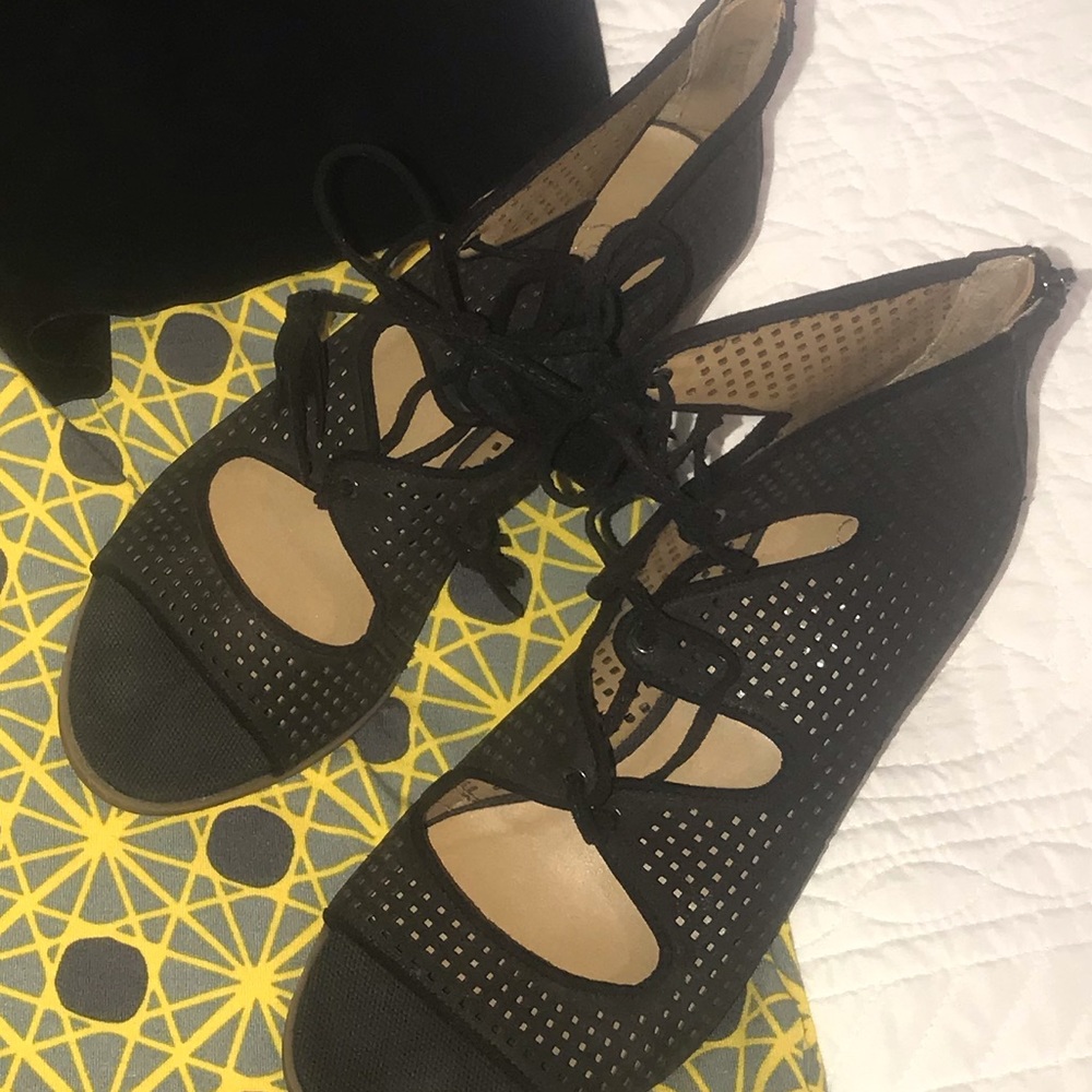 Leather gladiator sandals